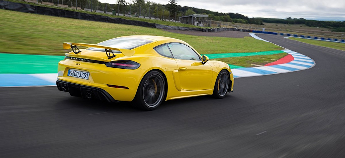 Porsche 718 Cayman GT4