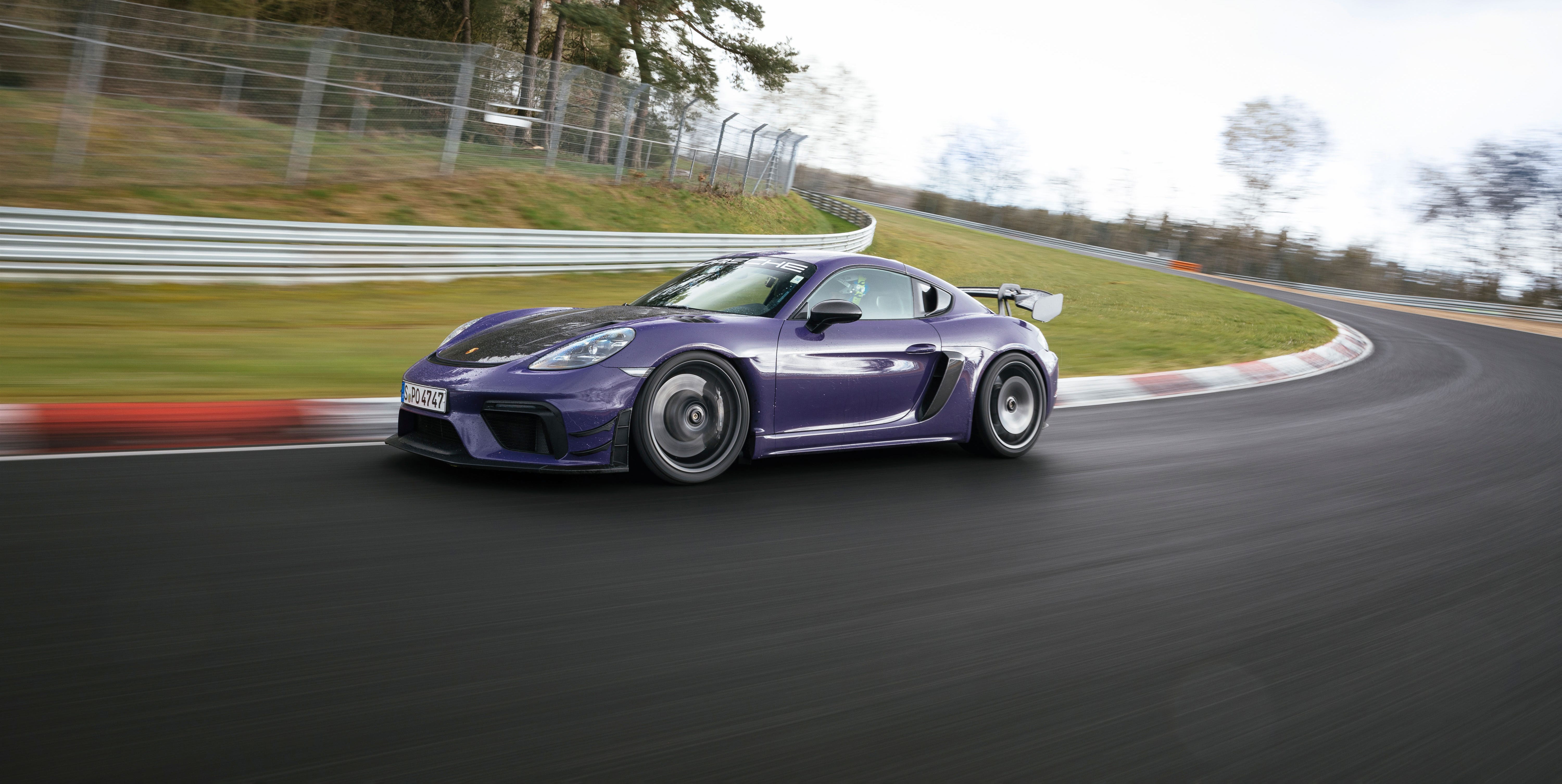 Porsche 718 Cayman GT4 RS